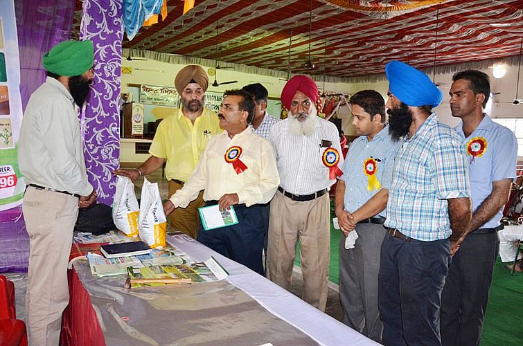 Pre-Kharif 2015, Kisan Samelan organized by KVK Ta